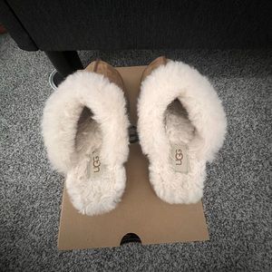 Ugg Disquette Slip-On Flats. Size 5 been worn once